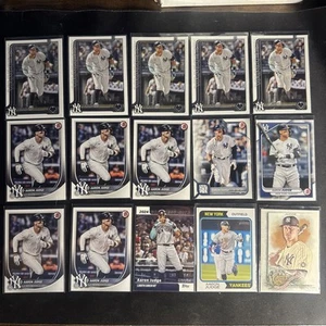 Lotto 15 carte 2022-25 Bowman/Topps/Heritage/Allen&Ginter Aaron Judge. - Foto 1 di 11