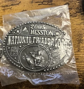 2005 HESSTON WRANGLER NFR NATIONAL FINALS RODEO BELT BUCKLE MONTANA SILVERSMITHS - Picture 1 of 5
