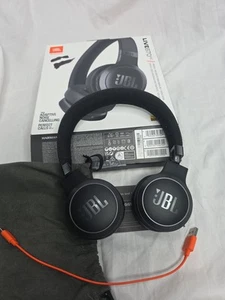 JBL Live 670NC Wireless True Adaptive Noise-cancelling On-Ear Headphones (ABU) - Imagen 1 de 6