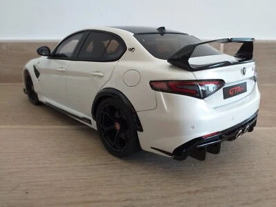 OTTOMOBILE 1/18 Alfa Romeo Giulia GTAm White 2020 OT990 - Photo 1/4