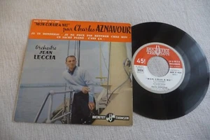 MON COEUR A NU PAR CHARLES AZNAVOUR 45T EP JE TE DONNERAI. DUCRETET THOMSON. - Imagen 1 de 2