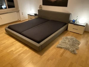 Bettgestell grau Stoff Holz - Bild 1 von 6