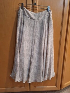 Ann Taylor skurriler Rock mit vollem Flair und Futter ~ Größe 2 Petite - wunderschön! - Bild 1 von 5