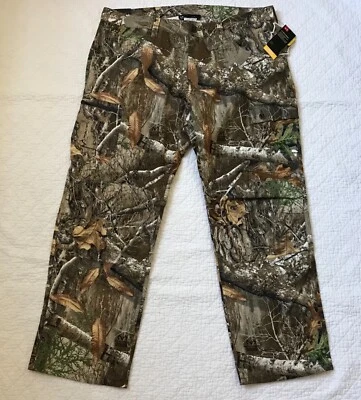 Under Armour Realtree Edge Hunting Pants Men’s SZ 42/32 Forest Camo 1313212-991 - Image 1 of 4