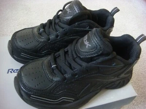 Reebok Trainers All Black Kids UK 11 School Trainers - Imagen 1 de 4