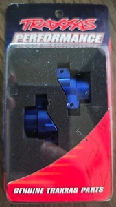 TRA8256X TRX-4 Aluminum Rear Portal Drive Axle Mount Blue Crawler Clearance NIB - Picture 1 of 2