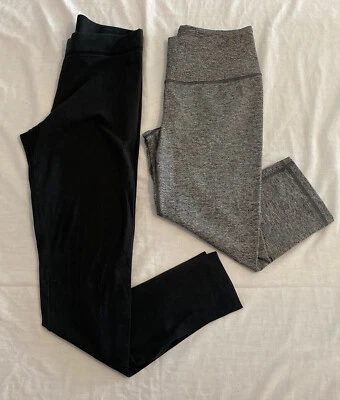 Lot of 2 Victoria's Secret Athletic Workout Leggings 1 Capri 1 Full Size Small - Image 1 of 4