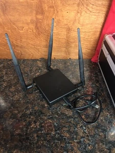Hak5 Wifi Pinapple Mark Vll Pentesting Tool (LOOK) - Picture 1 of 3