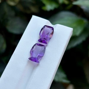 Par de piedras preciosas talladas a mano talladas en botella de amatista natural de 9,15 quilates para hacer joyas - Imagen 1 de 5
