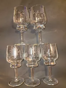 Cut Crystal Decanter With 4 Matching Cordials Floral Pattern - Bild 1 von 7