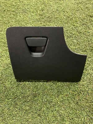 Cassetto Porta Oggetti Cruscotto Sinistro Ford Fiesta 2019 - Immagine 1 di 4