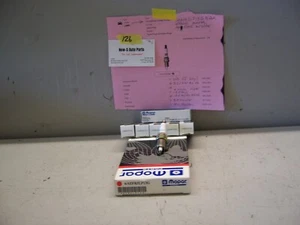 PLATINUM SPARK PLUGS CHRYSLER/MOPAR/VW/AMC #698051, AP5405, SRZFR5LP13G - Picture 1 of 3