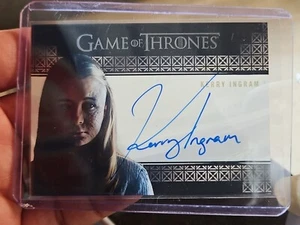 Tarjeta autógrafa de Kerry Ingram de acero valyrio arte e imágenes de Juego de Tronos 2023 - Imagen 1 de 2
