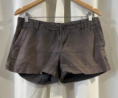 Pantalones cortos para mujer The North Face de mezcla de lino gris ligero Foto 1 de 4