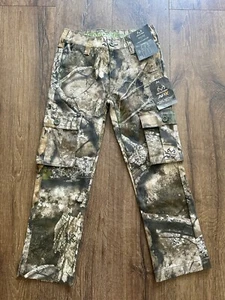 Realtree APX Youth 6 Pocket Cargo Hunting Pants Size Small (6-7) NWT - Picture 1 of 7