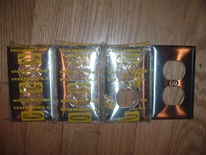 Lot of 4 Hubbell SS8 Brushed Stainless Steel Wall Cover Plate Duplex Receptacle - Picture 1 of 1