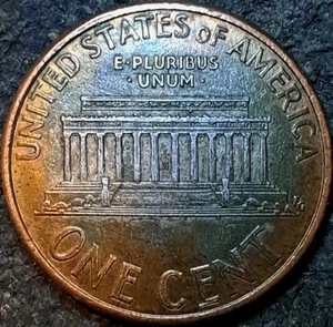 Partial Clad ~ Cup Shaped ~ 1993 D Lincoln Memorial Cent 1C ~ Mint Error Penny - Picture 1 of 4