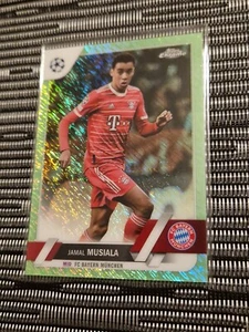 2022-23 Topps Chrome UEFA Jamal Musiala Green Shimmer /399 #42 Bayern Munich - Picture 1 of 3