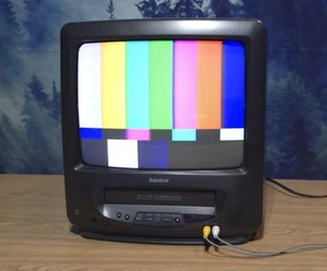 Admiral 13" GOJ12331 VHS Combo CRT TV - Picture 1 of 9