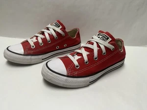 EUC CONVERSE ALL STAR CHUCK TAYLORS - RED YOUTH SIZE 2 UNISEX - Picture 1 of 6