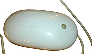 Apple A1152 Mighty Mouse Sleek Design Multi-Button Scroll Ball - Picture 1 of 3