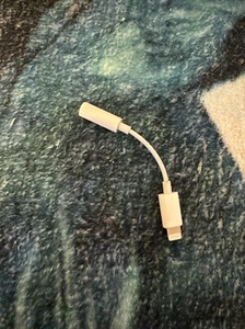 USB-C Type C Adapter Port to 3.5MM Aux Audio Jack Earphone Headphone Cable USB - Photo 1 sur 1