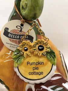 NEW Blue Sky Clayworks Pumpkin Pie Cottage Autumn Luminary Tea Light Holder - Picture 1 of 12