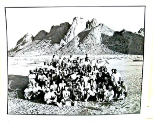 Very Rare Dust Devil Movie Cast Photo Richard Stanley 8x10 Black And White #M70 - Picture 1 of 10