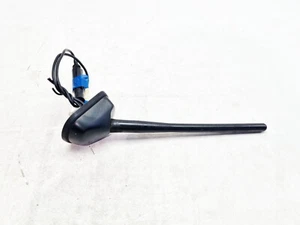 MITSUBISHI OUTLANDER MK3 ROOF AERIAL ANTENNA WITH BASE & WIRE 2013 - Picture 1 of 15