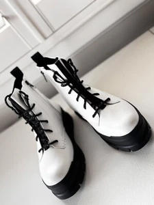 UGG Sidnee Waterproof Leather Zip Platform Combat Boots sz 9 white - Picture 1 of 11