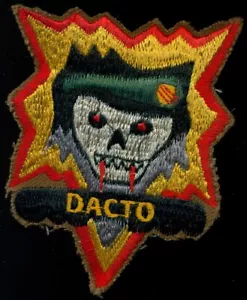 US Army 5th Special Forces DACTO SHELLBURST Vietnam War Patch S-19 - Bild 1 von 2