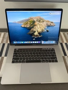 MacBook Pro 15 Touch Bar 2016 2.6 GHz i7 16GB 256GB SSD Radeon Pro 450 - Zdjęcie 1 z 11
