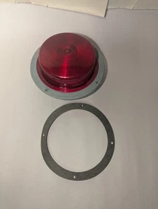 Betts B40J Stop Light Assembly - UNUSED NO BOX FREE SHIPPING - Picture 1 of 4