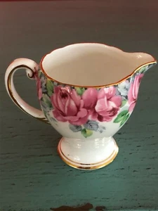 Vintage Royal Standard Rose of Sharon Fine Bone China Creamer Pink Roses England - Picture 1 of 5
