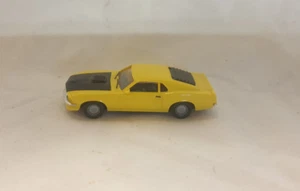 10/24 Z2 Pat-Mor China Ford Mustang Gelb/Schw Modellauto 1:87 H0 Modelleisenbahn - Picture 1 of 6