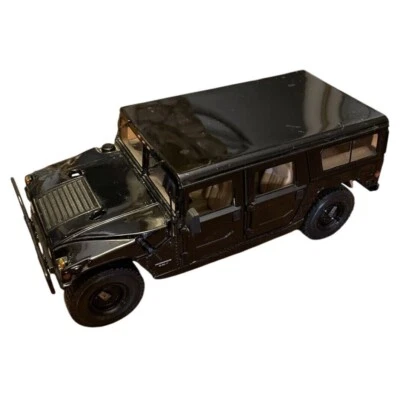 Литой металлический черный 4-дверный Hummer Mario 6,5 л дизельный 1:18 отличное состояние дисплея - Изображение 1 из 4