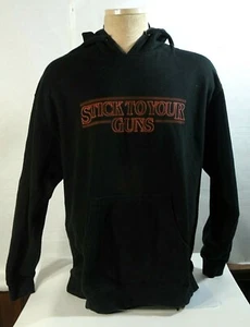 JERSEY CON CAPUCHA DE CONCIERTO X-L NEGRO "STICK TO YOUR GUNS" AÑOS 2000 MEZCLA DE ALGODÓN GRANDE - Imagen 1 de 10