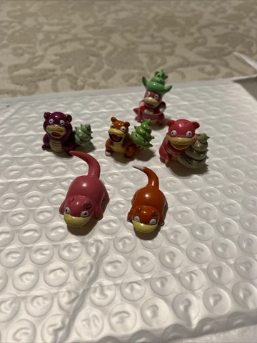 Vintage Tomy Pokémon Polly Pocket Mini Figure Lot-2 Slowpoke,3 Slowbro,Slowking Cover