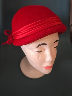 VINTAGE 1950's GLENOVER RED WOOL  HAT W/ Satin trim - Image 1 of 4
