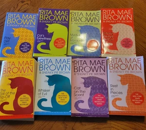 Lot of 8 Rita Mae Brown & Sneaky Pie Brown Mrs Murphy Cat Mystery Paperbacks - Picture 1 of 9