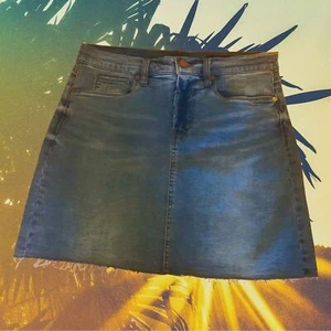 Blank NYC Raw Hem Blue Denim Skirt Size 29 - Picture 1 of 5