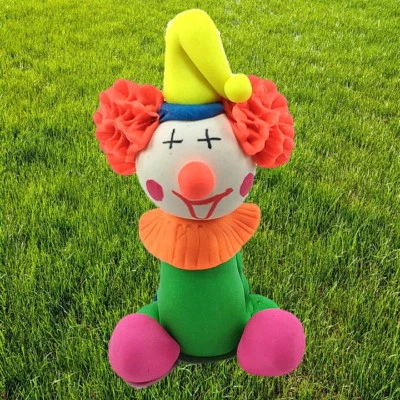 МИЛЫЙ КЛОУН ЖОНГЛЕР НАРОДНОЕ ИСКУССТВО РУЧНОЙ РАБОТЫ ПОЛИМЕРНАЯ ГЛИНА КУКЛА СКУЛЬПТУРА ДУБОВАЯ ФИГУРКА - Изображение 1 из 4