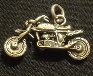 Herren Vintage, Sterling Silber Motorrad Anhänger, Biker Anhänger. - Bild 1 von 2