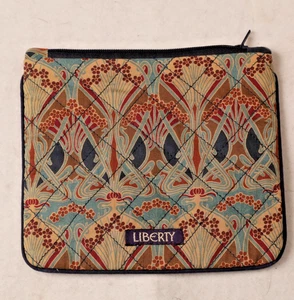 Liberty of London kleiner Plastik Vinyl gefütterter Kosmetikkoffer 6 1/2" x 5 5/8" Neu ohne Etikett - Bild 1 von 5