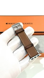 Authentique Apple Watch Hermès 45 mm Attelage marron cuir doré simple tour Hermès - Photo 1 sur 10