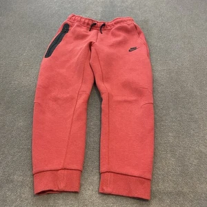 Nike Tech Joggers Pants Fleece Kid's Boy's Size Large Red Sports FD3287-672 - Picture 1 of 13
