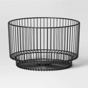 18" x 11" Metal Wire Basket - Picture 1 of 8