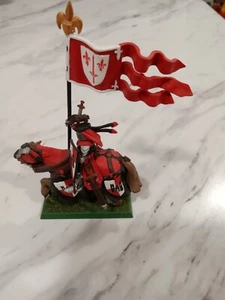 Warhammer Fantasy Bretonnia Caballero del Reino - Portador Estándar Pintado - Imagen 1 de 5