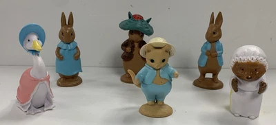 Figuras de Peter Rabbit Beatrix Potter. Toppers para pasteles ideales. Varias figuras   Foto 1 de 4