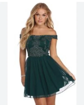 Vestido Windsor Talla 9 Verde Baile de graduación Regreso a casa Hombro Descubierto Corto Dama de honor Bling Foto 1 de 4